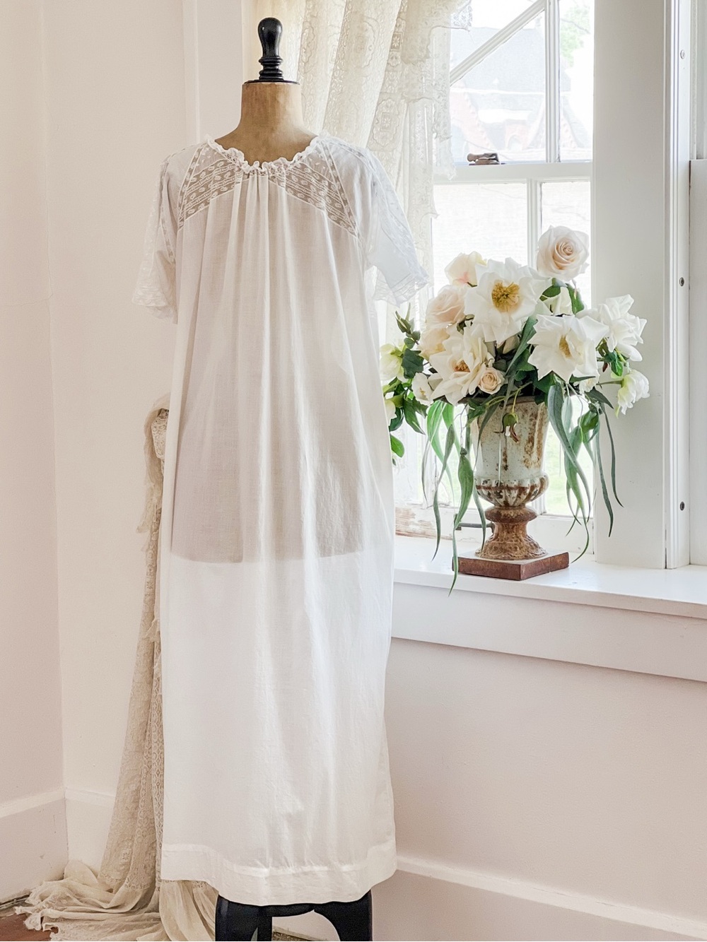 Edwardian Maternity Nightgown Nursing Nightgown Size L/XL - Picture 14 of 15